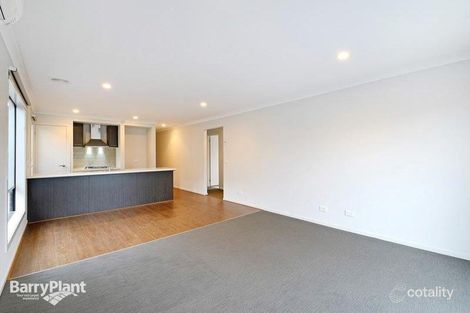 Property photo of 20 Rosella Avenue Pakenham VIC 3810
