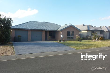 12 Denbigh Pl, South Nowra, NSW 2541