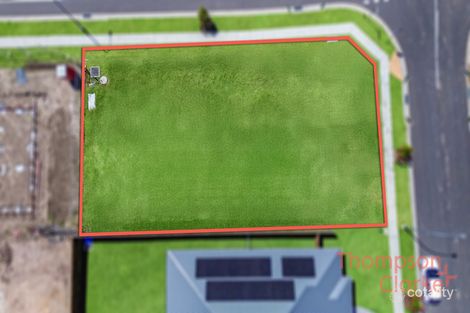 Property photo of 2 Heberlein Street Boolaroo NSW 2284