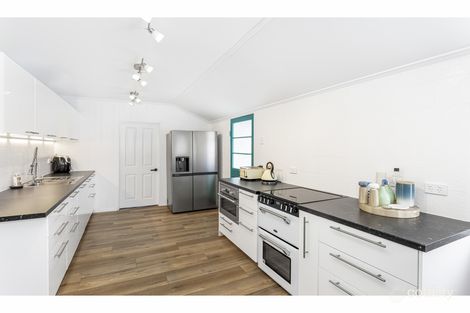 Property photo of 47 Cambridge Street The Range QLD 4700