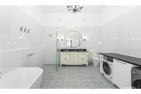 Property photo of 47 Cambridge Street The Range QLD 4700
