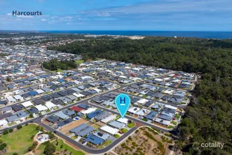 Property photo of 12 Dichiera Bend Dalyellup WA 6230