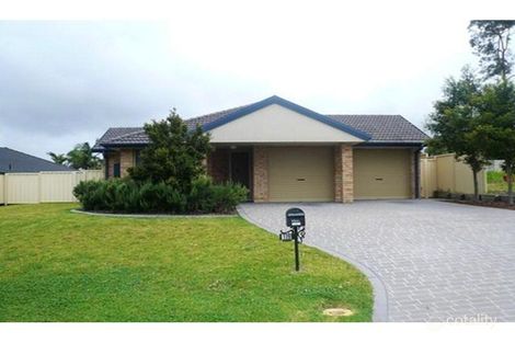 19 Carnarvon Cct, East Maitland, NSW 2323