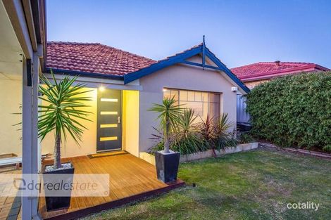 17 Lorica Cove, Hillarys, WA 6025