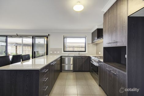 Property photo of 37 Tannin Way Waurn Ponds VIC 3216