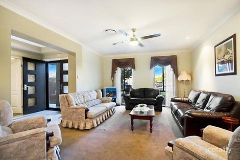 Property photo of 5 Leaf Close Middle Park QLD 4074