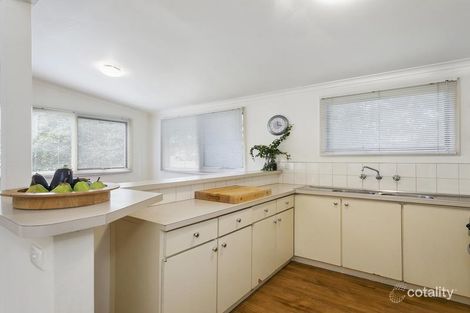 Property photo of 11 Old Geelong Road Point Lonsdale VIC 3225