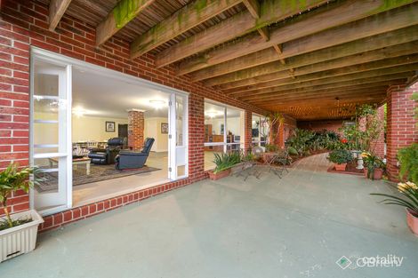 Property photo of 11 Stockmans Circuit Pakenham VIC 3810