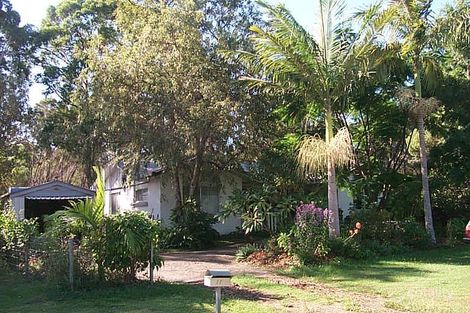 11 Sentosa Tce, Macleay Island, QLD 4184