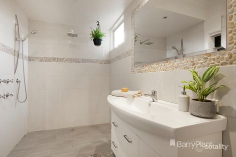 Property photo of 1 Evan Street Parkdale VIC 3195
