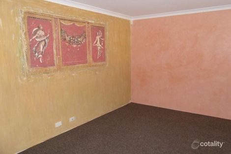 Property photo of 47 Coulterhand Circle Byford WA 6122