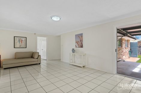 Property photo of 28 Solandra Crescent Calamvale QLD 4116