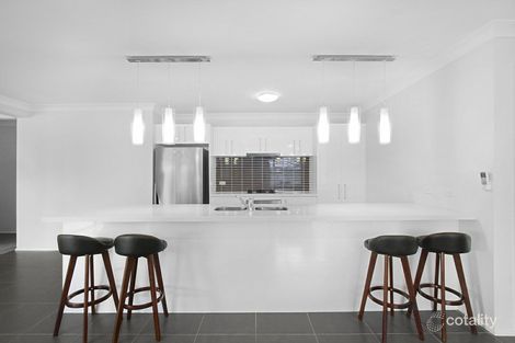 Property photo of 16 Ivor Avenue Middleton Grange NSW 2171