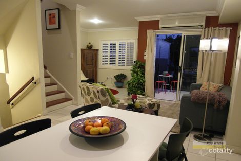 Property photo of 4/82 Jackson Street Hamilton QLD 4007