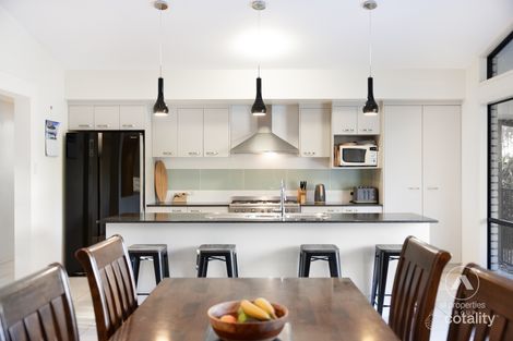 Property photo of 4 Tulip Place Flagstone QLD 4280