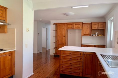 Property photo of 210 The Parkway Bradbury NSW 2560