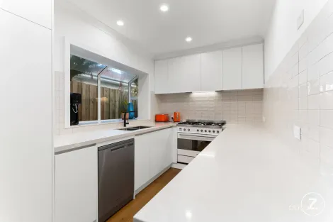 Property photo of 24 Leslie Street Elsternwick VIC 3185