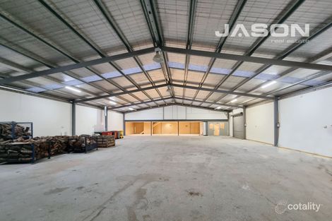 15 Forest Red Gum Dr, Mickleham, VIC 3064