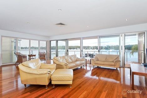 Property photo of 270 Kilaben Road Kilaben Bay NSW 2283