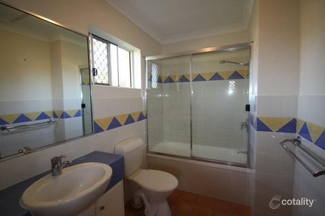 15 Wellington St, Coorparoo, QLD 4151