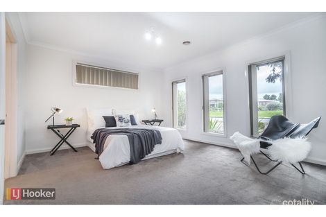 Property photo of 20 Wisteria Avenue Craigieburn VIC 3064