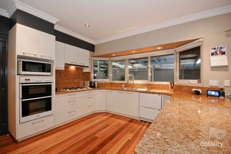 Property photo of 2 Mourik Court Wantirna VIC 3152