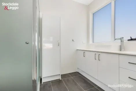 Property photo of 2/3 Evans Crescent Laverton VIC 3028