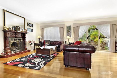 Property photo of 10 Primula Boulevard Gowanbrae VIC 3043