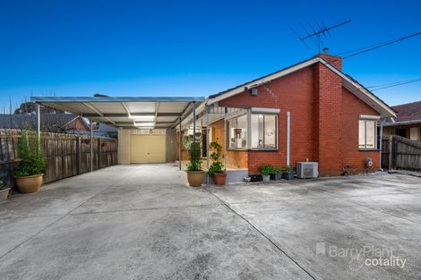 Property photo of 1 Maple Crescent St Albans VIC 3021