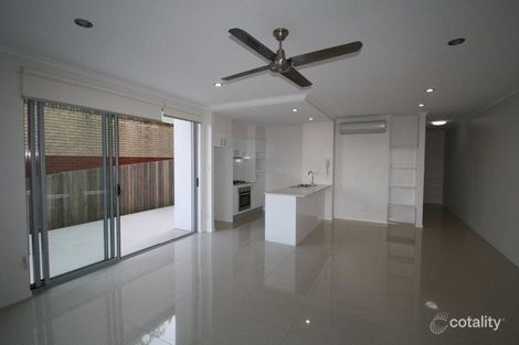 64 Pembroke Rd, Coorparoo, QLD 4151