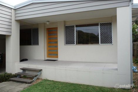 Property photo of 124 Muir Street Labrador QLD 4215