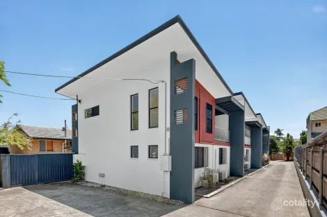 Property photo of 1/20 Grant Street Redcliffe QLD 4020