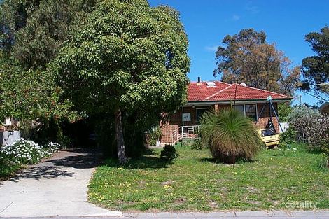 15 Ferdinand Cres, Coolbellup, WA 6163