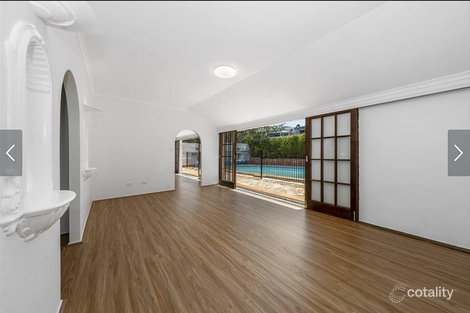 Property photo of 36 Oateson Skyline Drive Seven Hills QLD 4170
