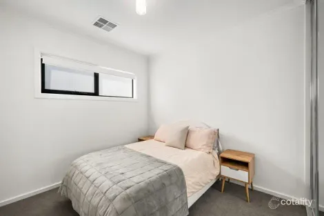Property photo of 2 Grandstand Circuit St Clair SA 5011