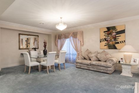 Property photo of 22 The Promenade Narre Warren South VIC 3805