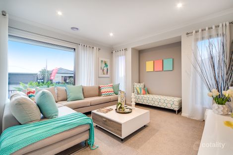 Property photo of 5 Lipizzan Way Clyde North VIC 3978