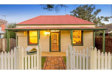 22 Regent St, Whittington, VIC 3219