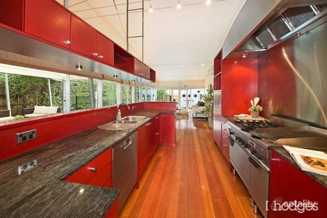 Property photo of 7 Murrumbeena Crescent Murrumbeena VIC 3163