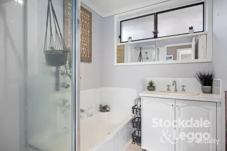Property photo of 145 Sixth Avenue Rosebud VIC 3939