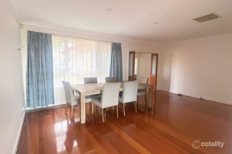 Property photo of 13 Glen Court Glen Waverley VIC 3150