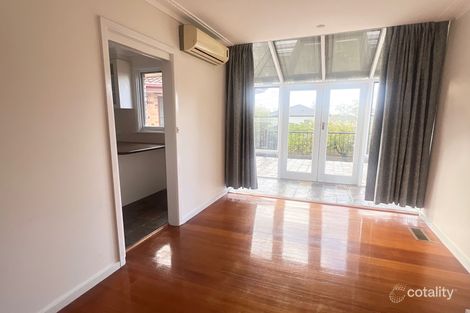 Property photo of 13 Glen Court Glen Waverley VIC 3150