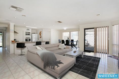 Property photo of 7 Daintree Retreat Caroline Springs VIC 3023