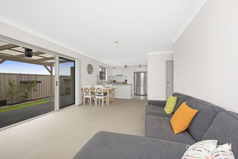 Property photo of 96 Nigella Circuit Hamlyn Terrace NSW 2259