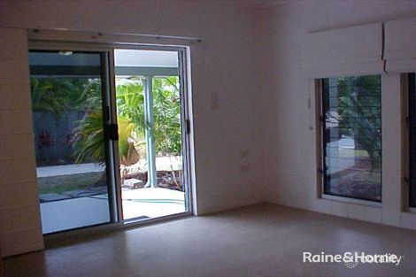 Property photo of 1/5 Thais Street Palm Cove QLD 4879