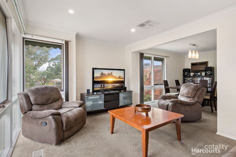 Property photo of 5 Archer Place Mill Park VIC 3082