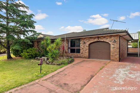 Property photo of 26 Blaxland Avenue Luddenham NSW 2745
