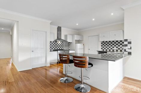 Property photo of 21 Walhalla Drive Eynesbury VIC 3338