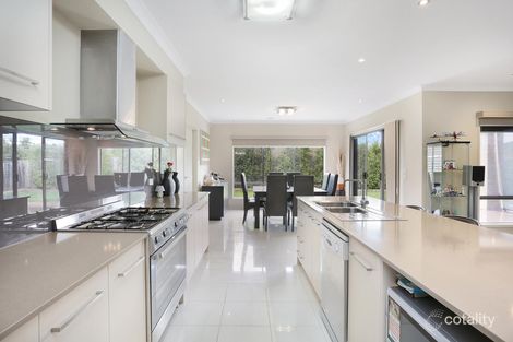 Property photo of 32 Ultimo Walk Taylors Hill VIC 3037