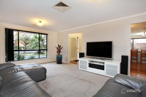 Property photo of 5 McIvor Court Melton West VIC 3337